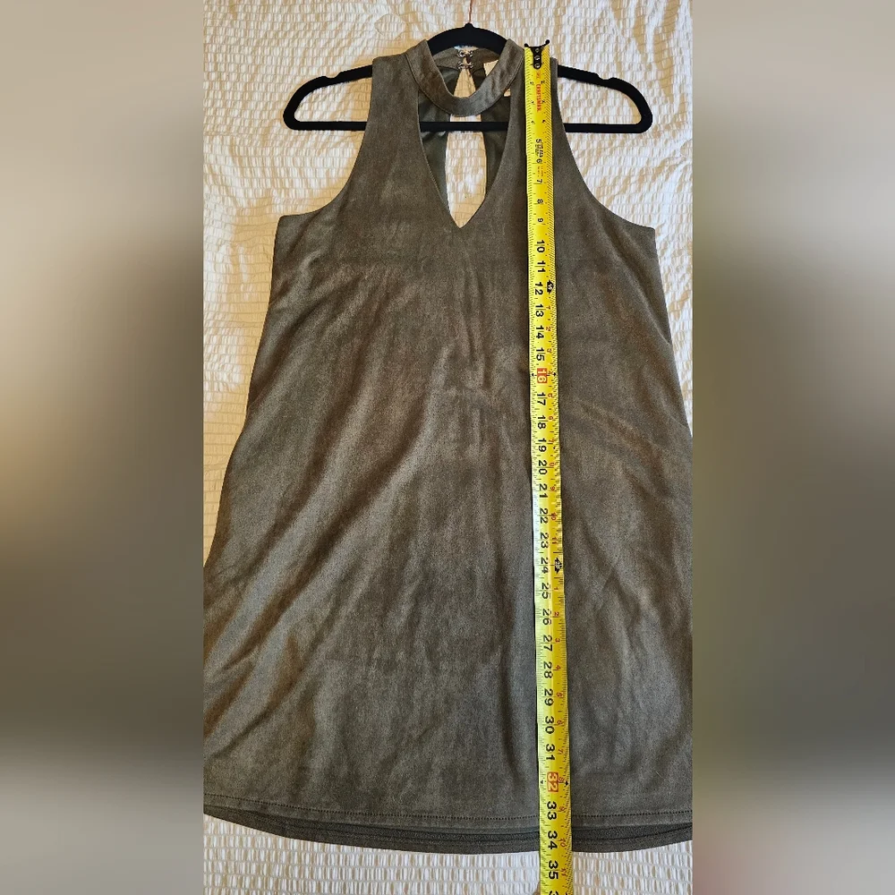 First Love - Elegant Olive Green Sleeveless Dress - Picture 5 of 8